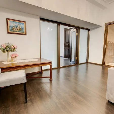 Apartamento Daily At Liberty Square With Jacuzzi And Free Parking
