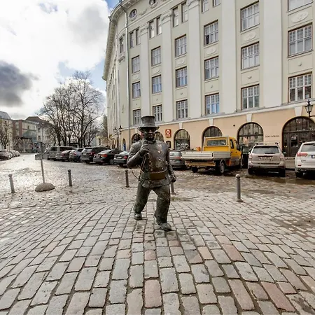 Daily At Liberty Square With Jacuzzi And Free Parking *